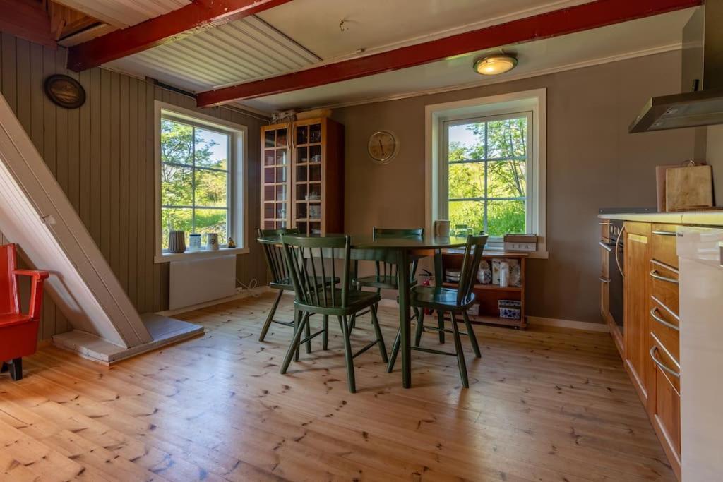 Sharming Cabin In Sund Sund  エクステリア 写真